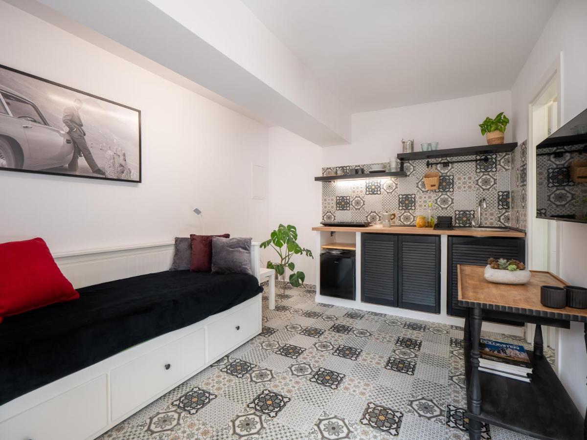 Sunny Side Malinska Appartement Buitenkant foto