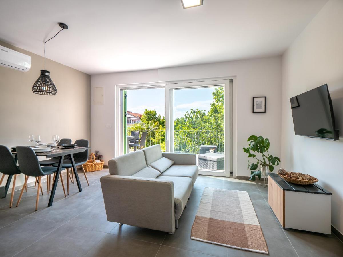 Sunny Side Malinska Appartement Buitenkant foto